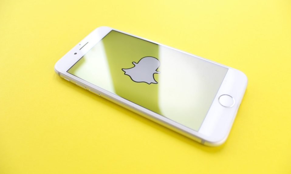 What Does Pin Conversation Mean On Snapchat